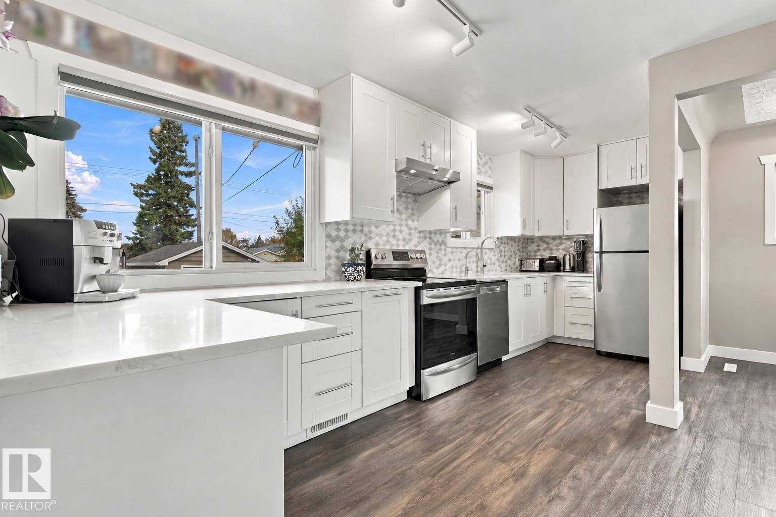 5312 101 Av Nw Property Photo 12