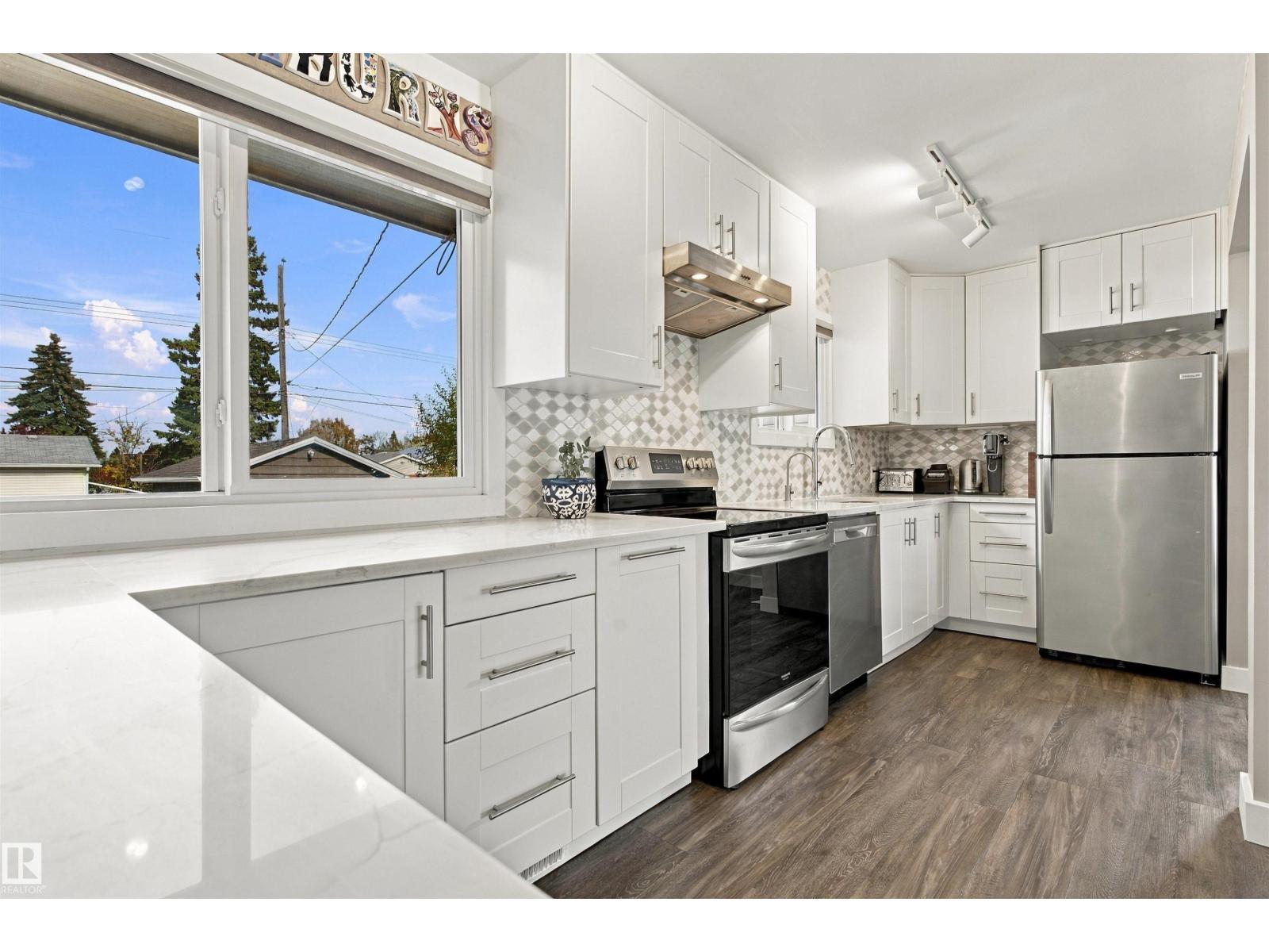 5312 101 Av Nw Property Photo 13