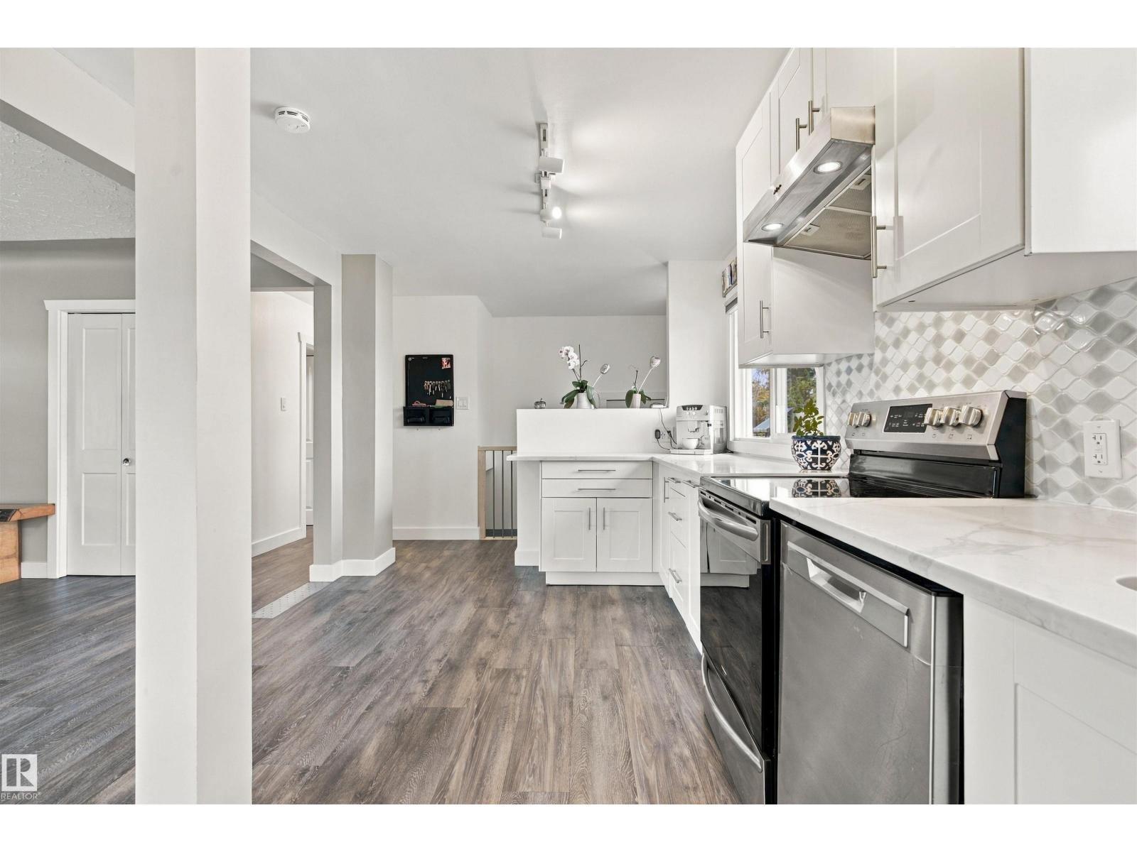 5312 101 Av Nw Property Photo 16