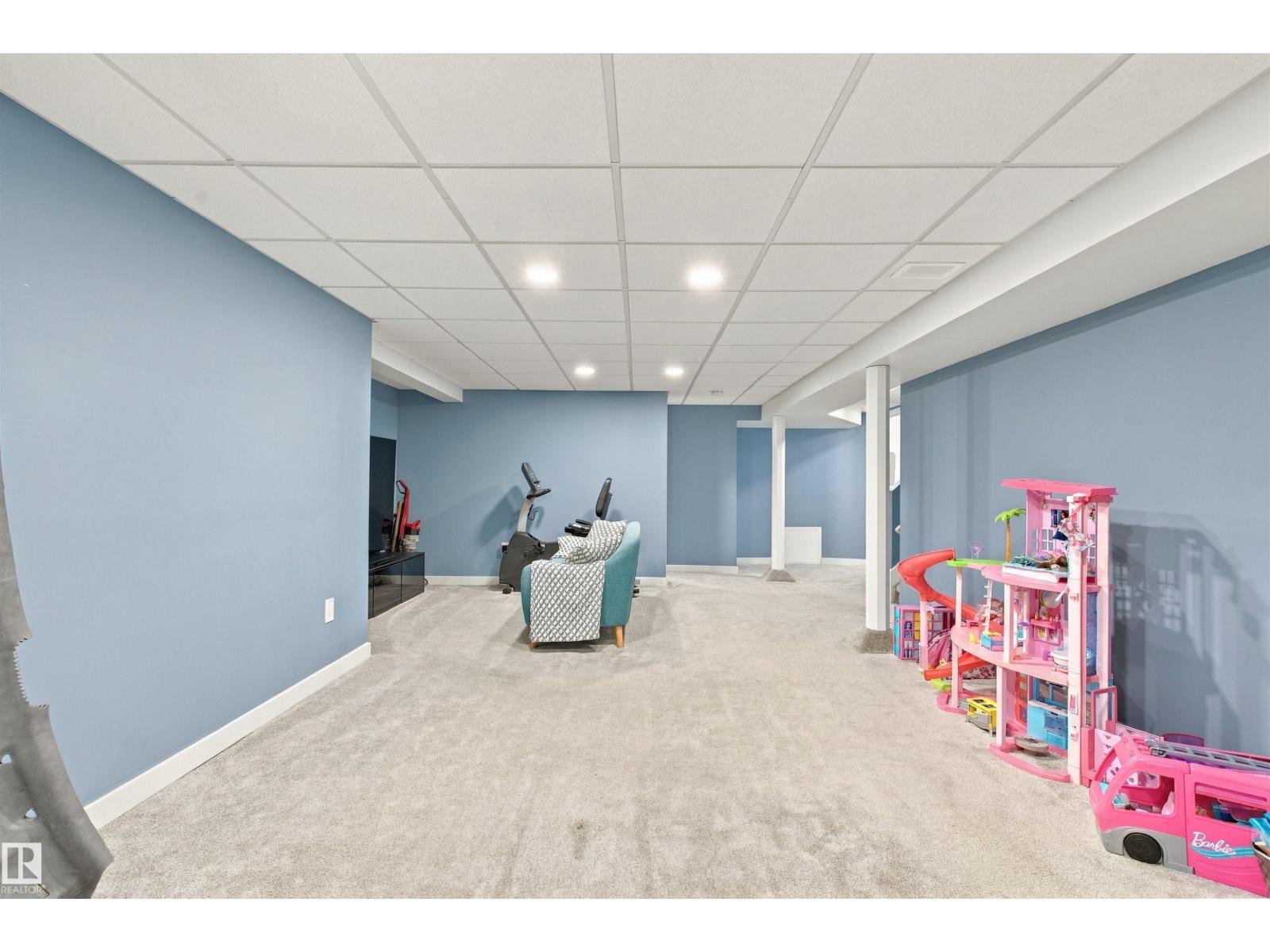 5312 101 Av Nw Property Photo 32