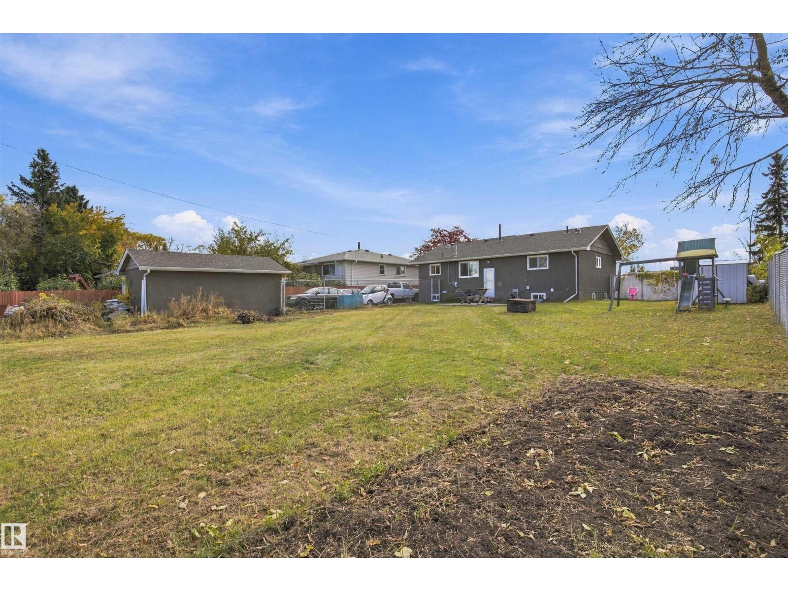 5312 101 Av Nw Property Photo 42