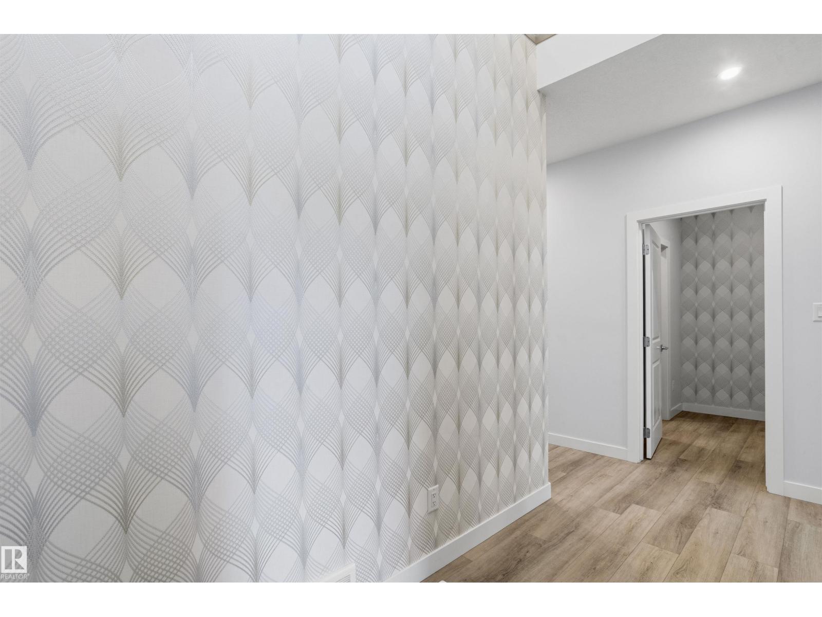 2045 209a St Nw Property Photo 4