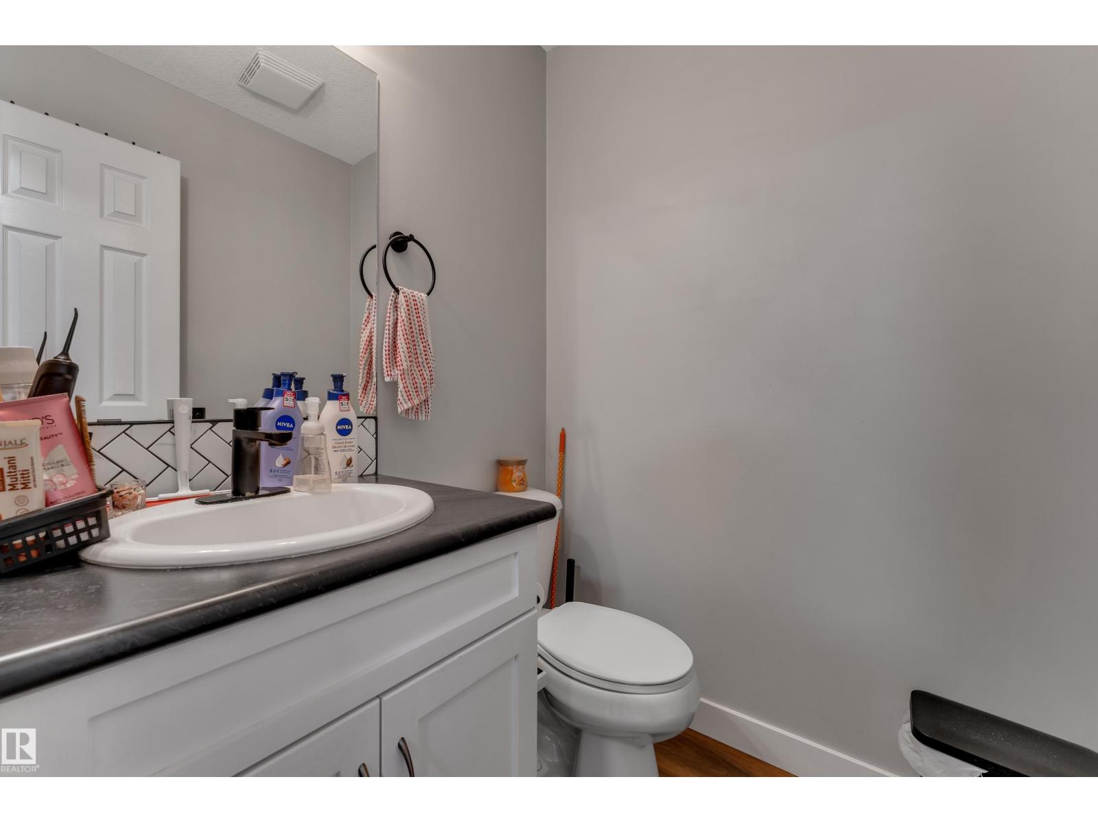 #100 150 Edwards Dr Sw Property Photo 9
