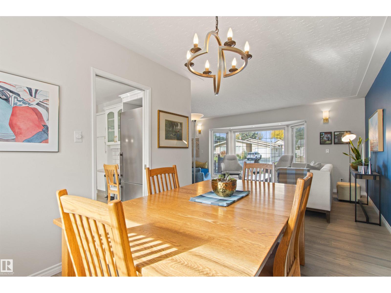 15405 75 Av Nw Property Photo 15