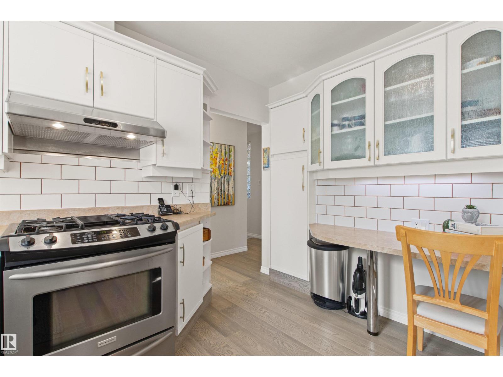 15405 75 Av Nw Property Photo 21