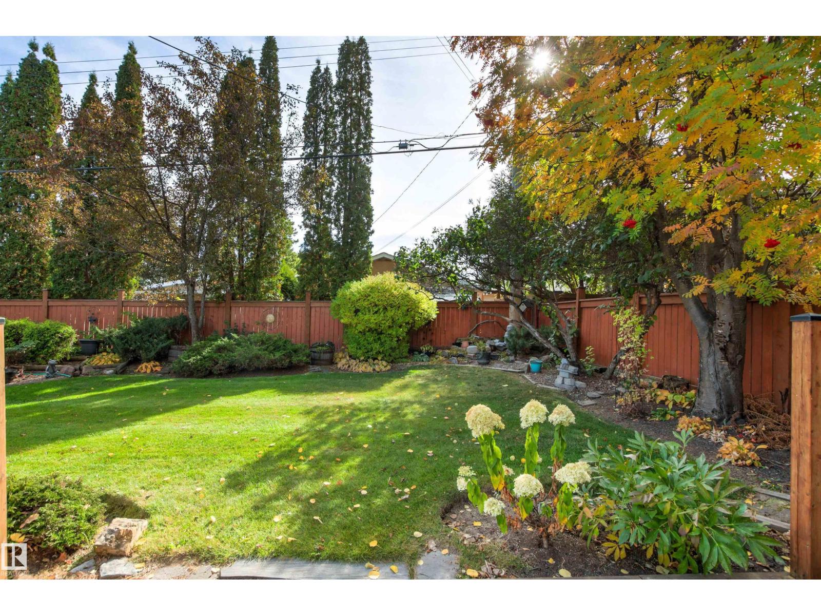 15405 75 Av Nw Property Photo 53