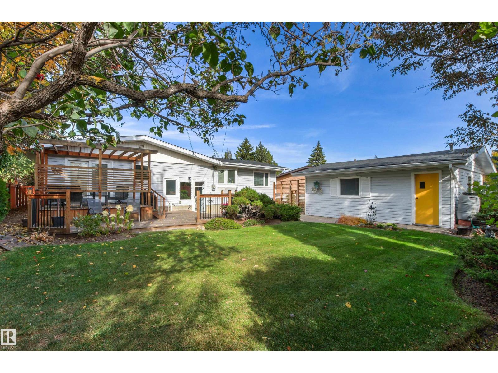 15405 75 Av Nw Property Photo 57
