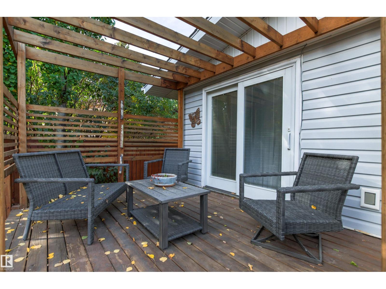 15405 75 Av Nw Property Photo 62