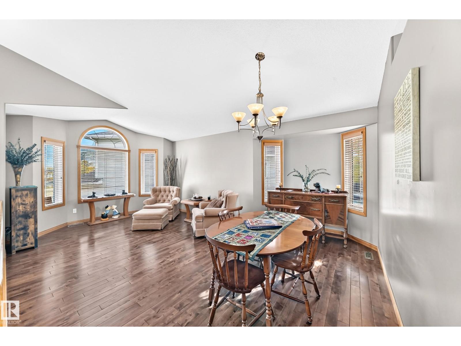 15104 48 St Nw Property Photo 5