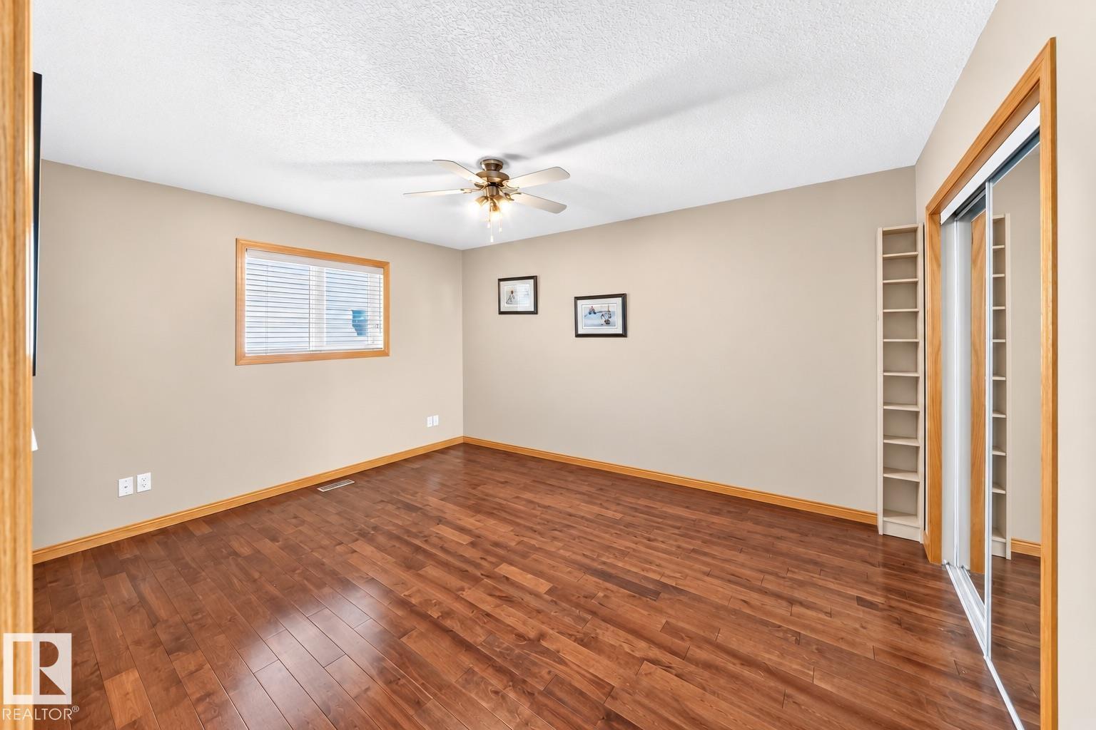 15104 48 St Nw Property Photo 16