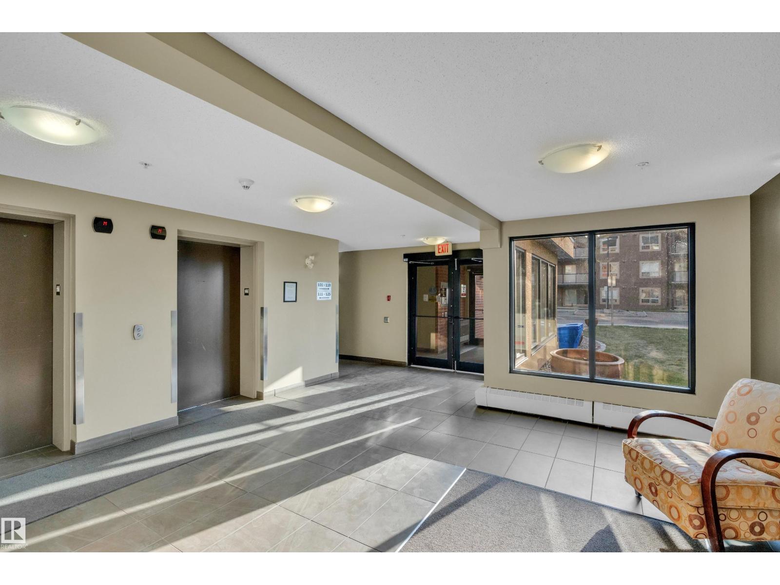 #305 13907 136 St Nw Property Photo 4
