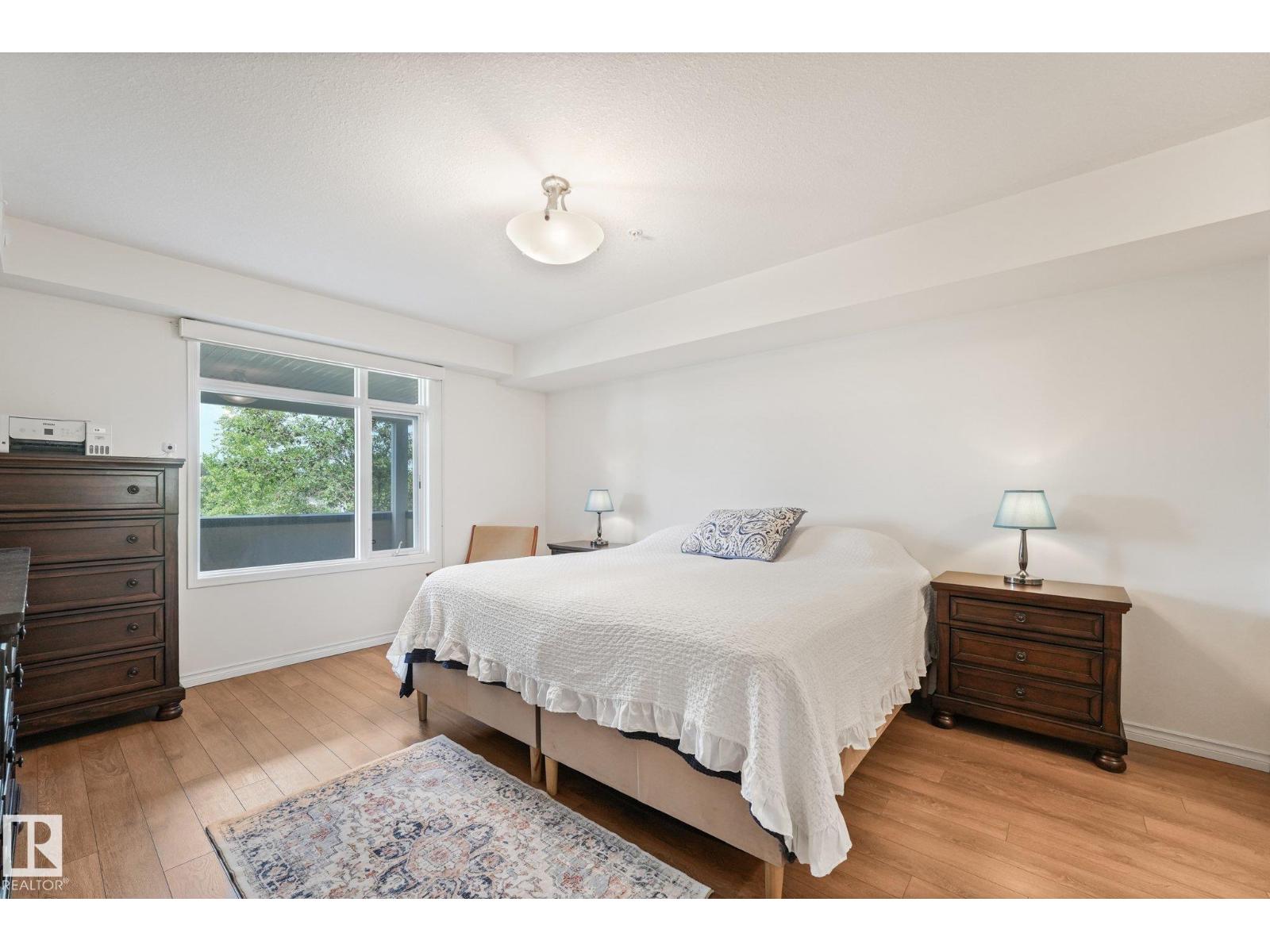 #209 1589 Glastonbury Bv Nw Property Photo 16