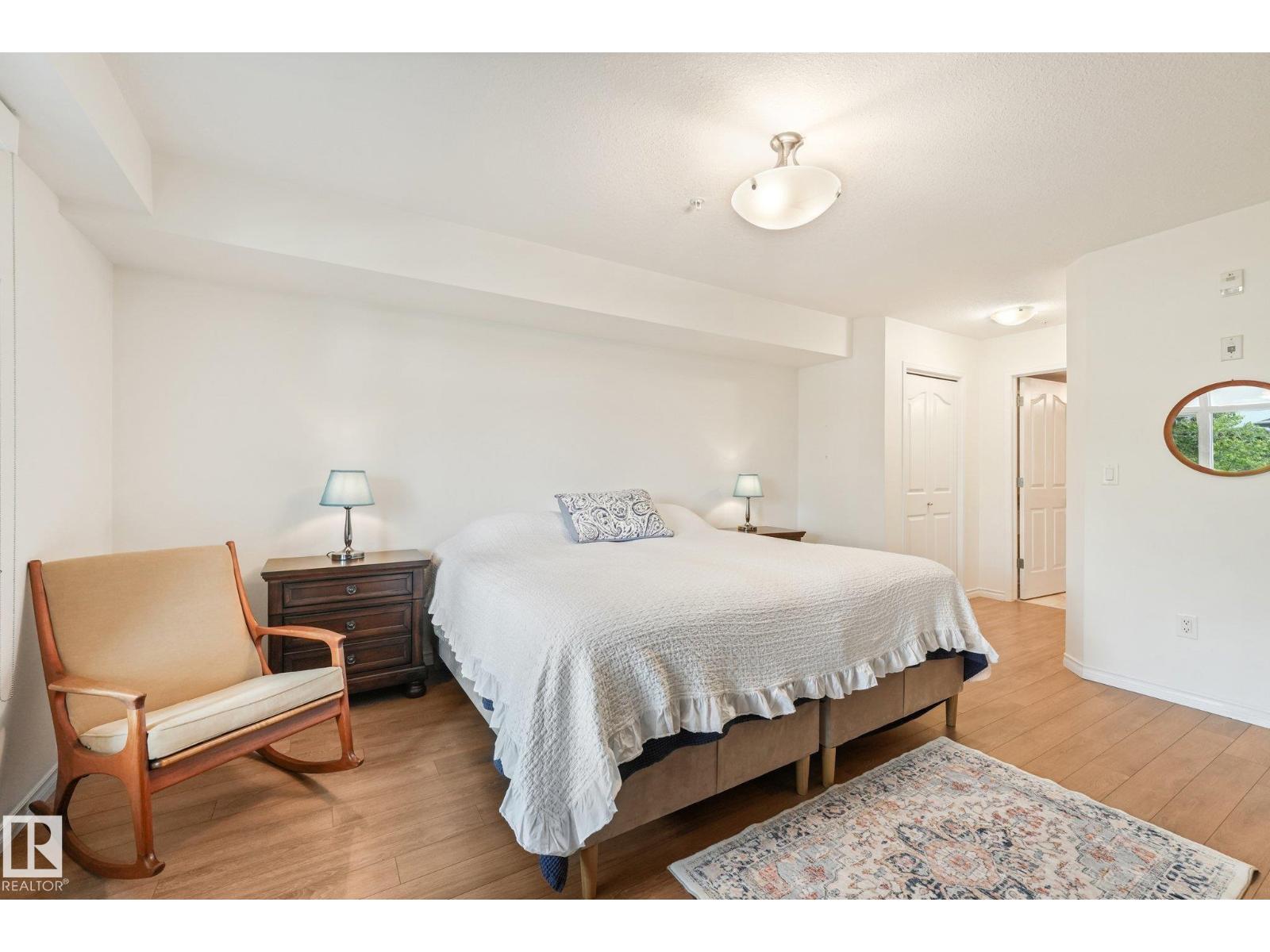 #209 1589 Glastonbury Bv Nw Property Photo 17