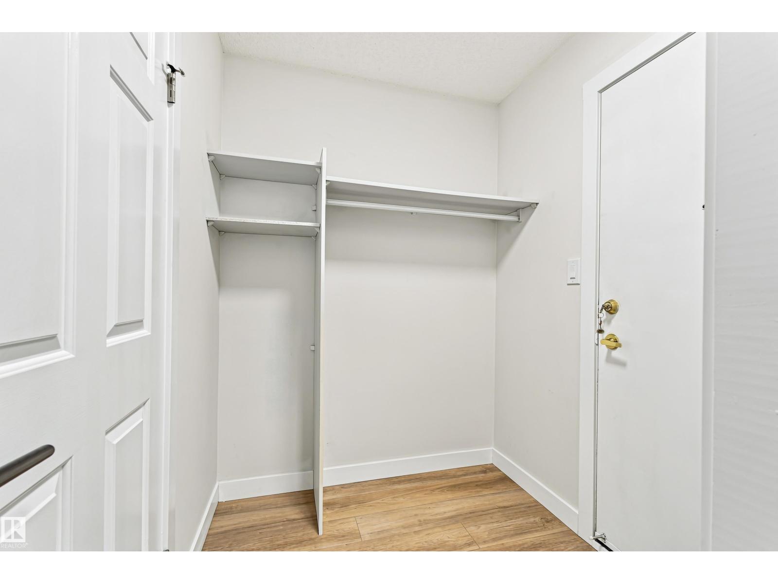 #21 9375 172 St Nw Property Photo 15