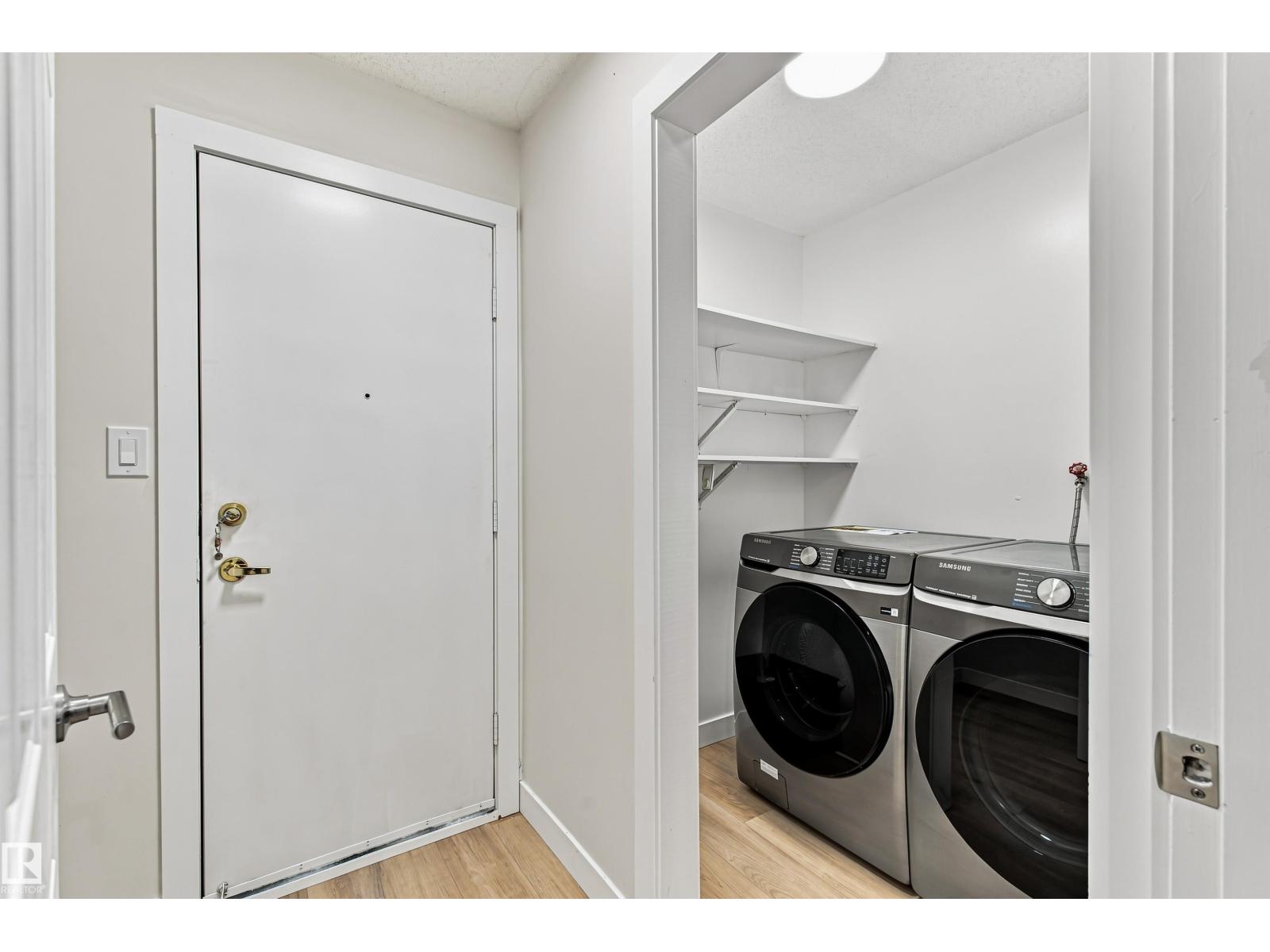 #21 9375 172 St Nw Property Photo 17