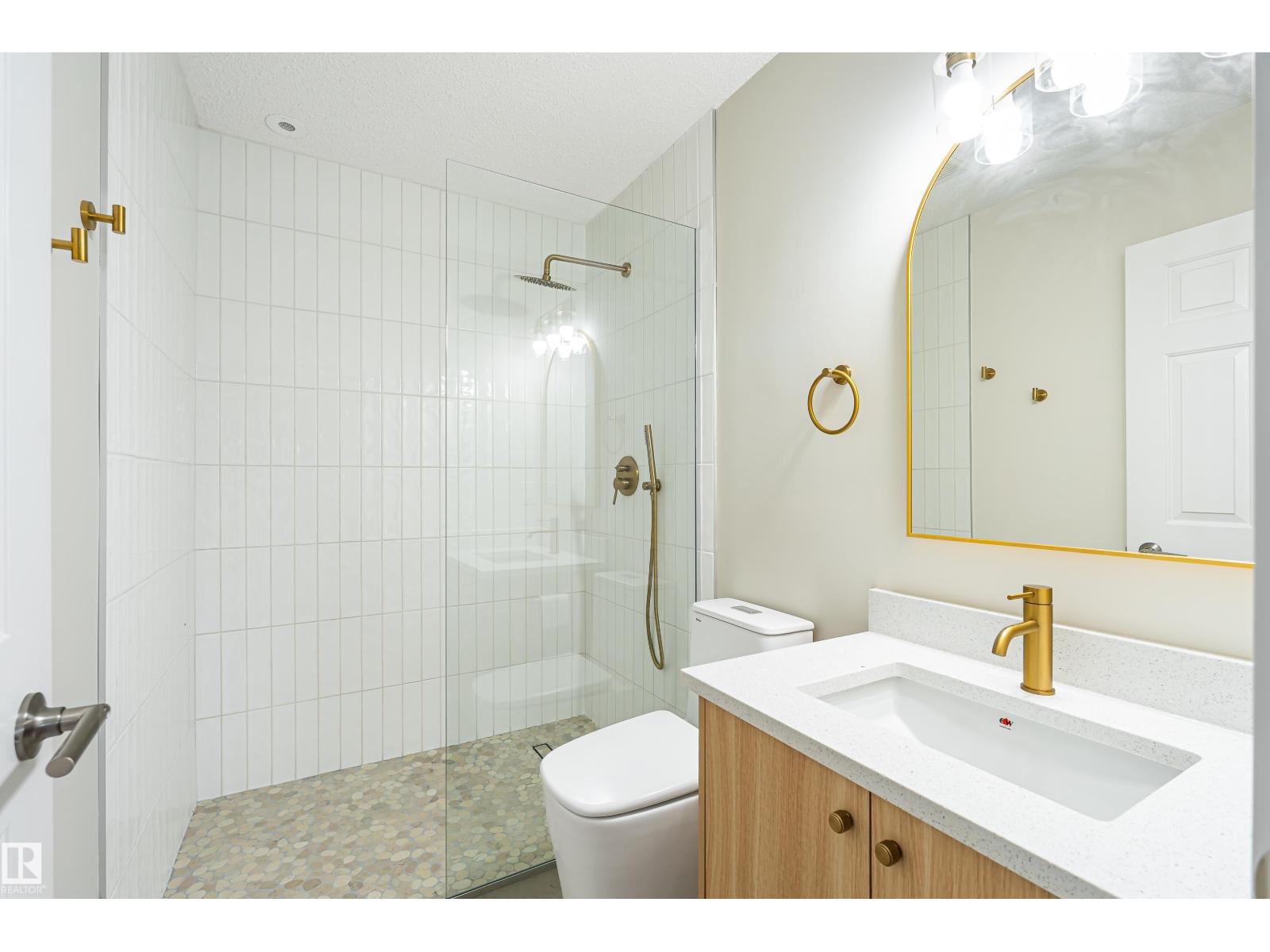 #21 9375 172 St Nw Property Photo 20