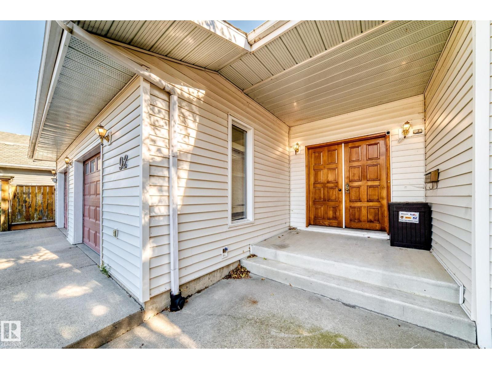 92 Howson Cr Nw Property Photo 6