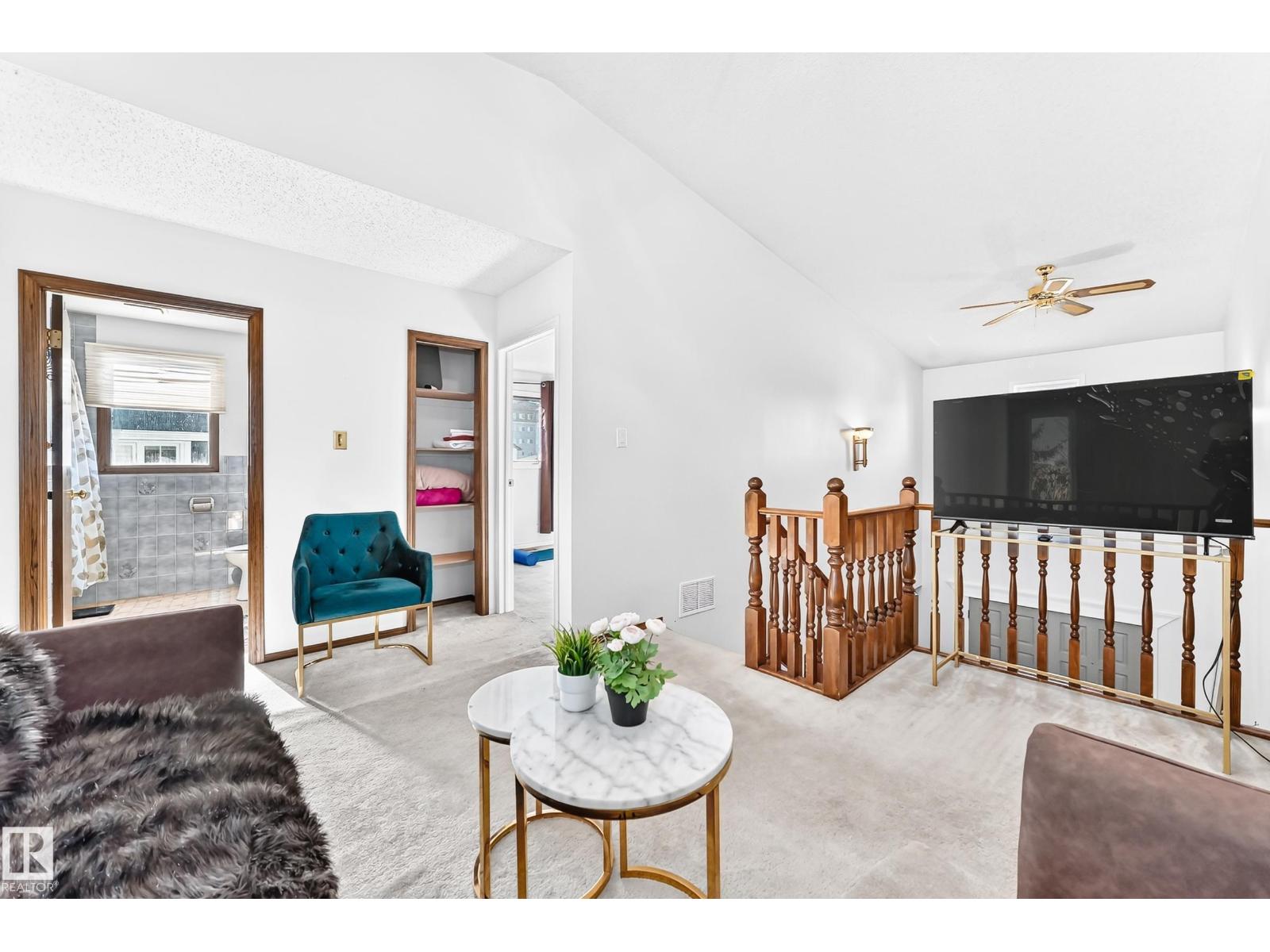 92 Howson Cr Nw Property Photo 35
