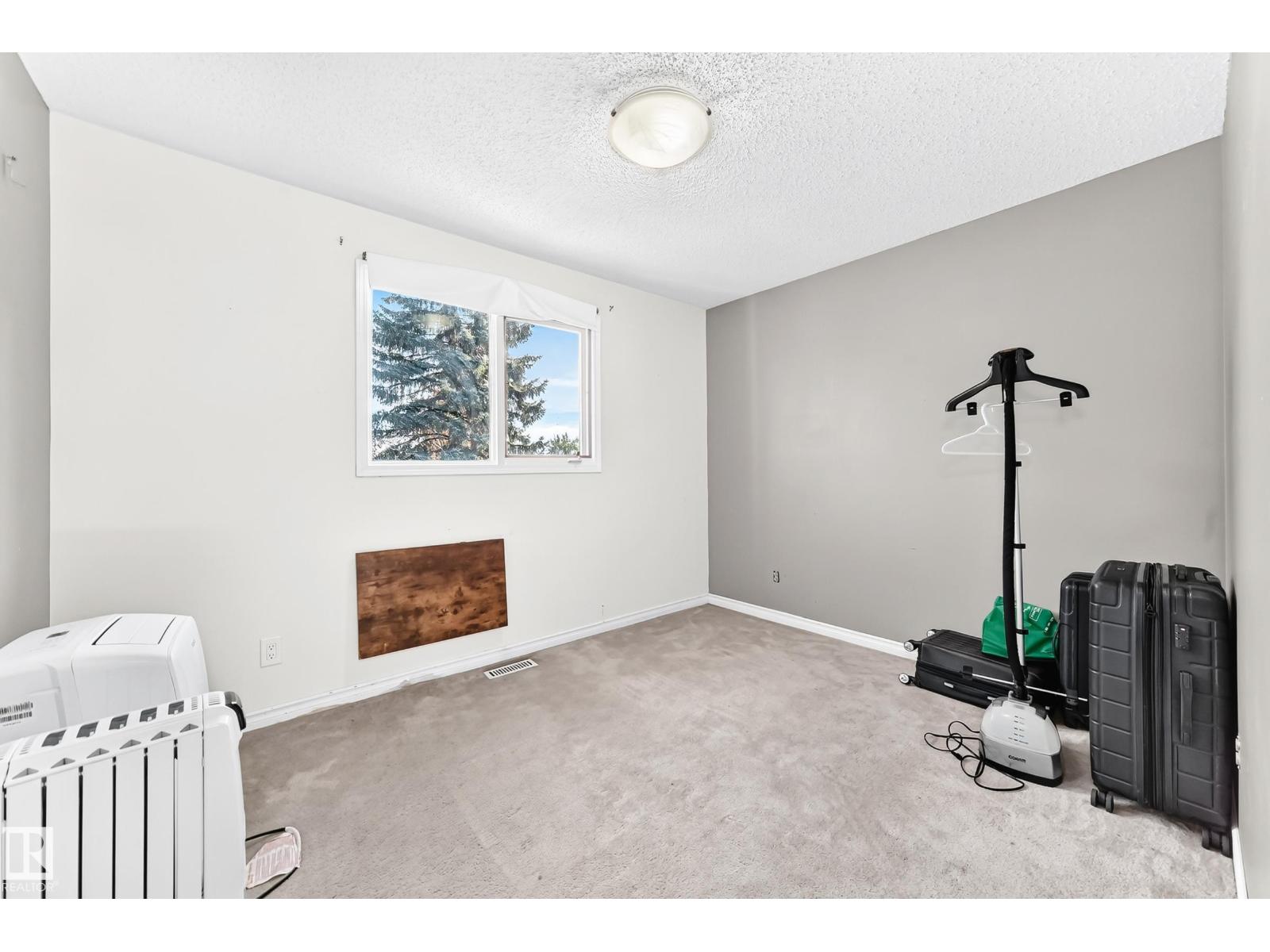 92 Howson Cr Nw Property Photo 44
