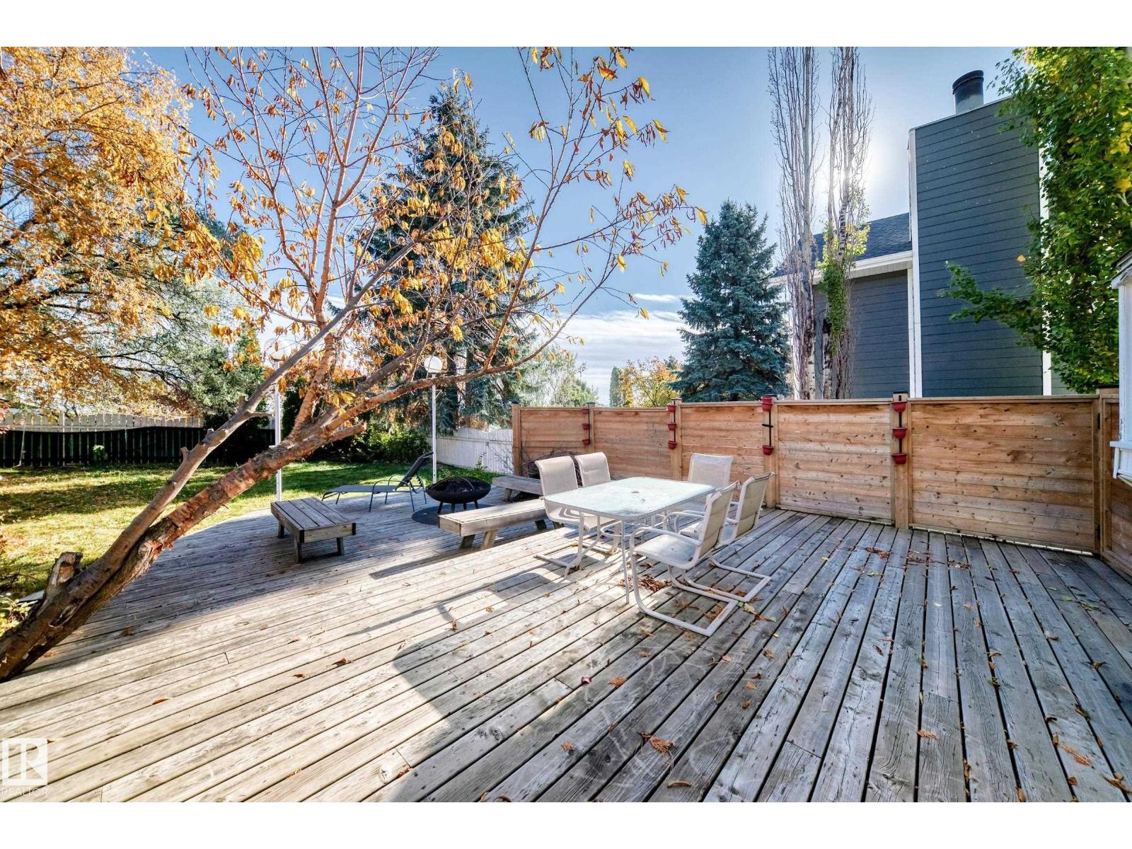 92 Howson Cr Nw Property Photo 58