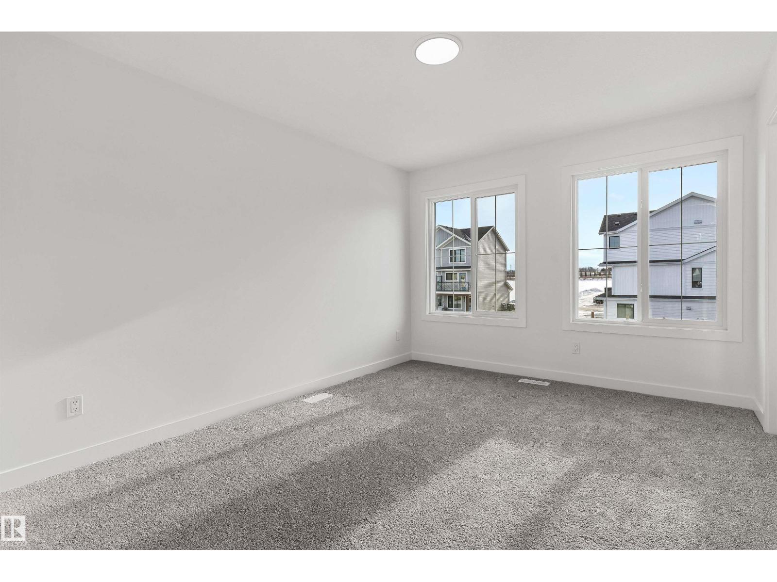 1216 Mcleod Av Property Photo 24