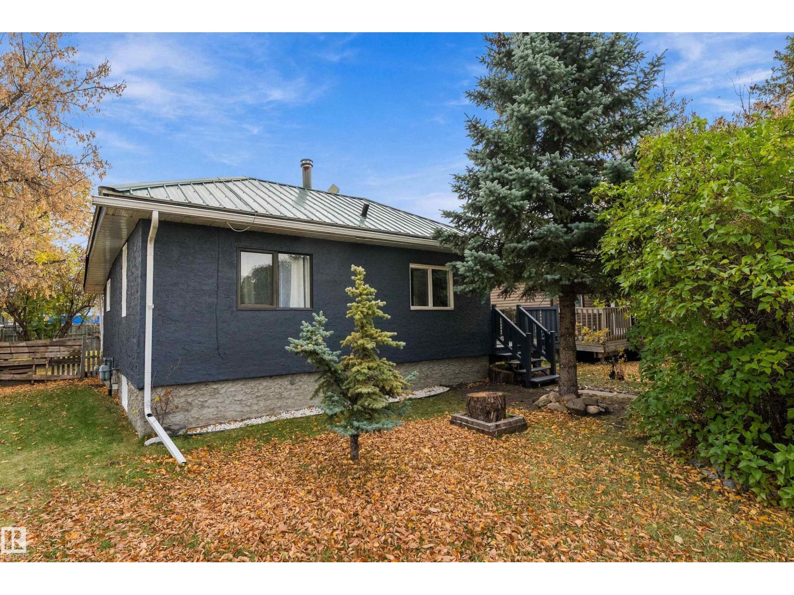 3913 53a St Property Photo 40