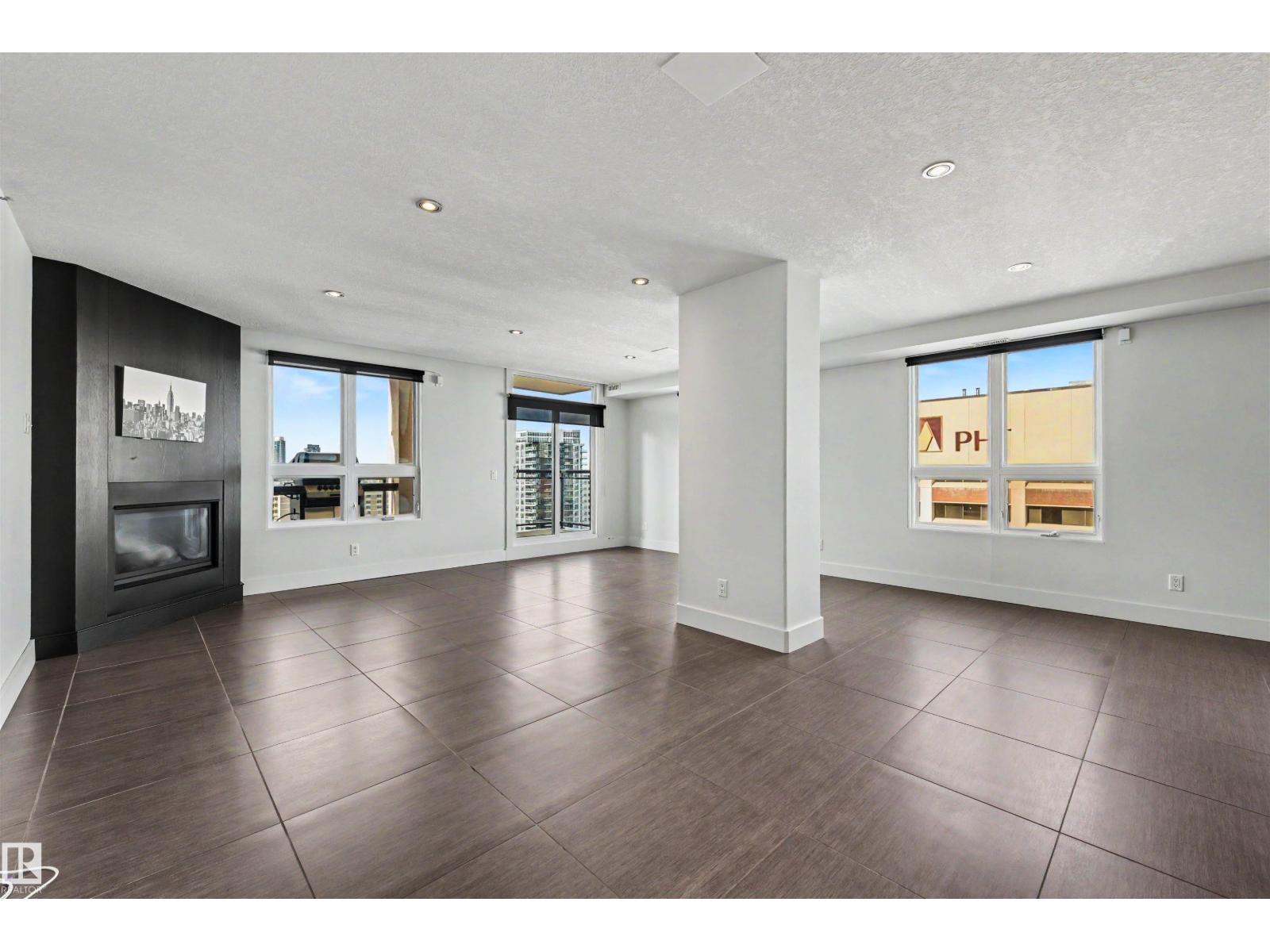 #1704 9939 109 St Nw Property Photo 10