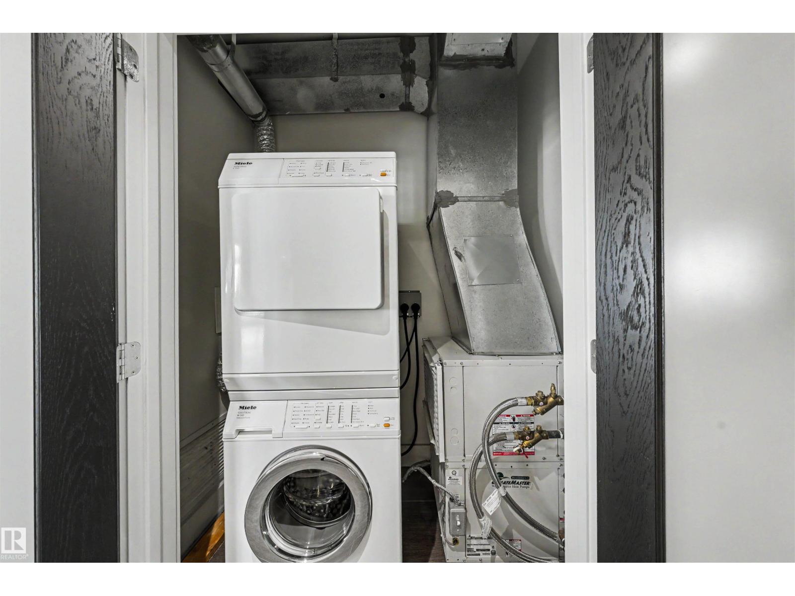 #1704 9939 109 St Nw Property Photo 13