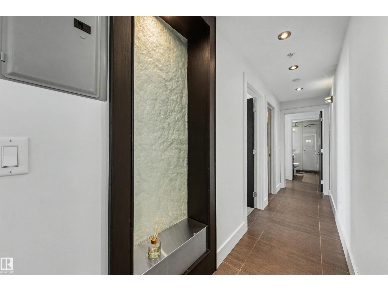 #1704 9939 109 St Nw Property Photo 14