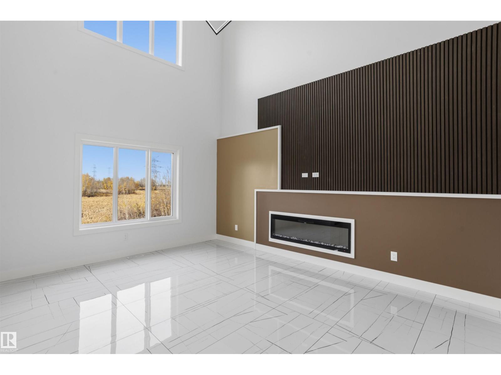 2159 1 Av Sw Property Photo 20