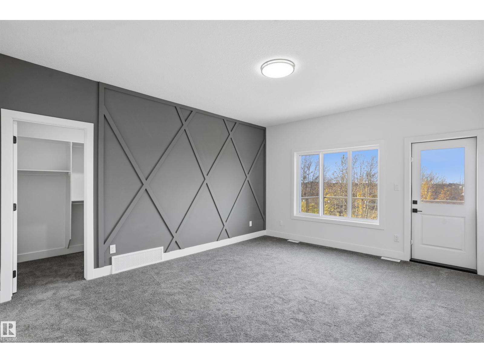 2159 1 Av Sw Property Photo 27