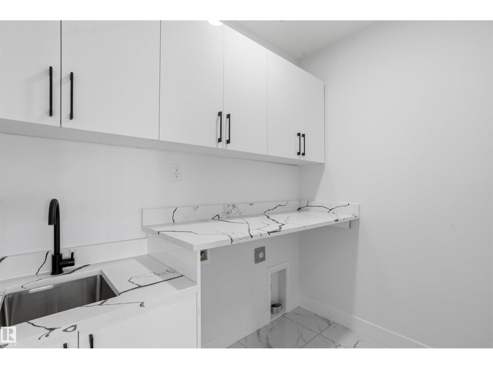2159 1 Av Sw Property Photo 35