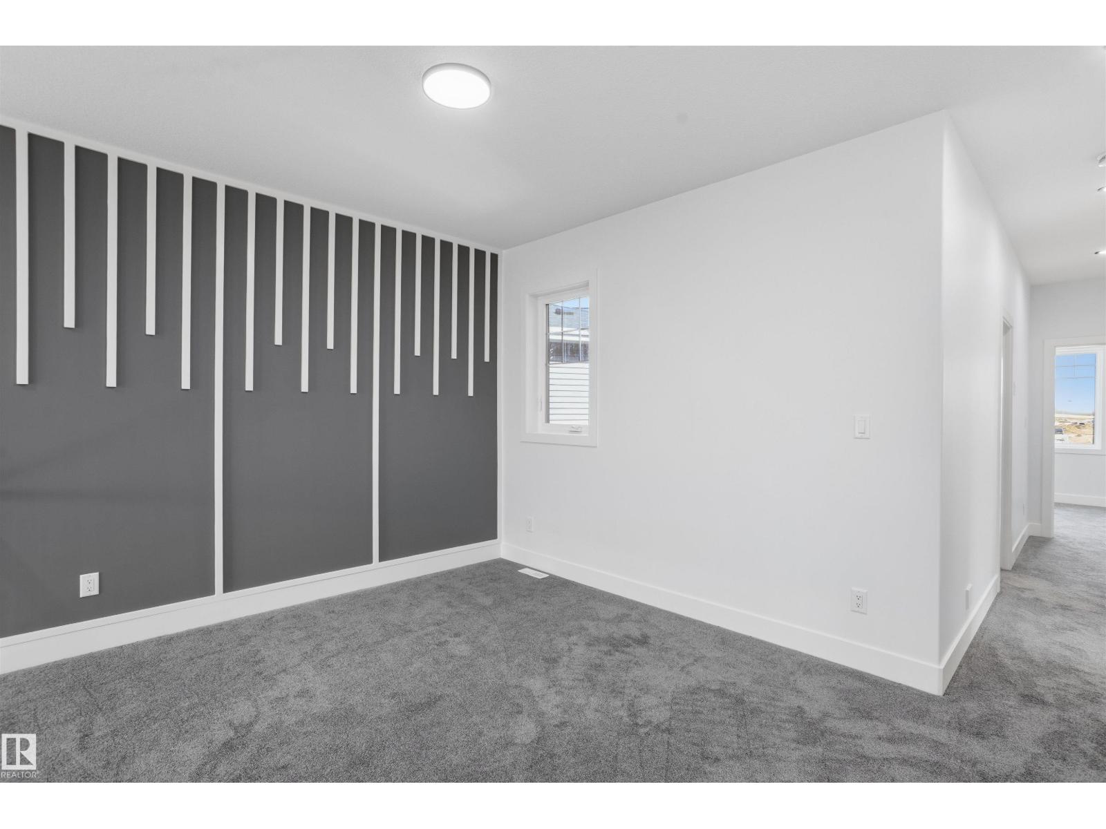 2159 1 Av Sw Property Photo 36