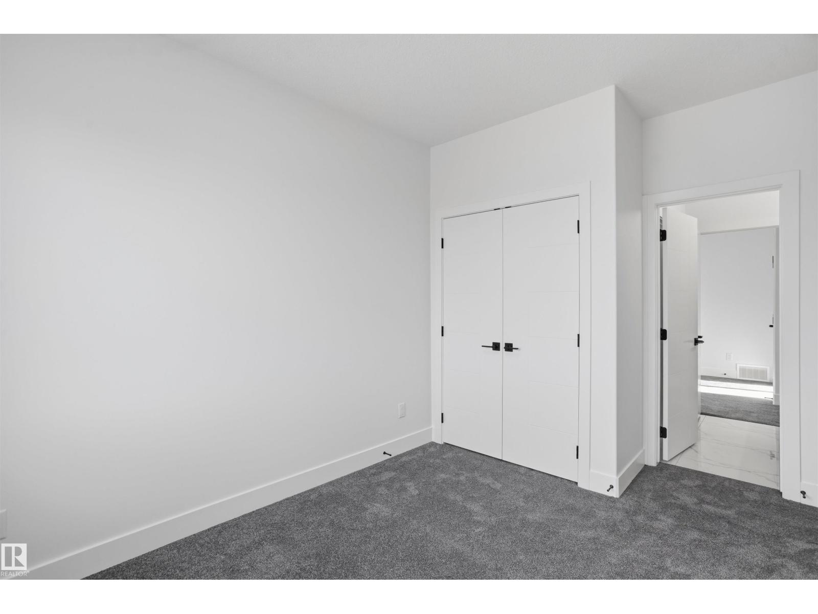 2159 1 Av Sw Property Photo 42
