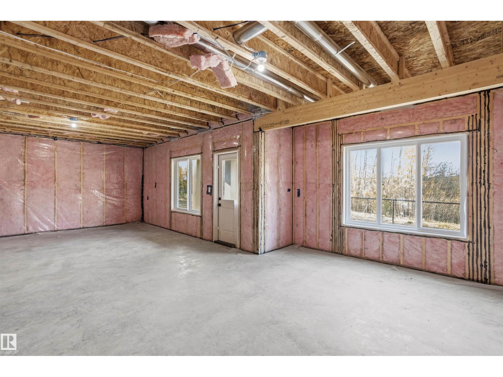 2159 1 Av Sw Property Photo 47