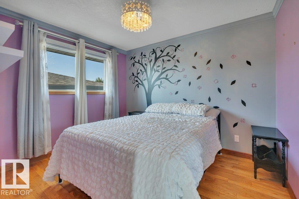 6960 21 Av Nw Property Photo 30