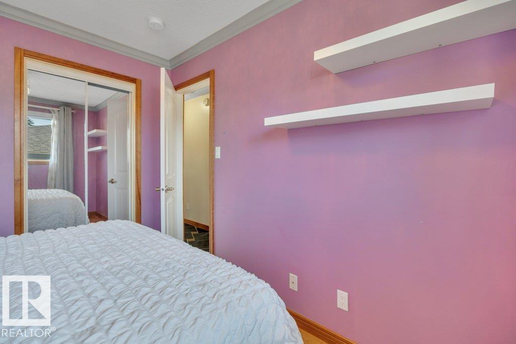 6960 21 Av Nw Property Photo 31