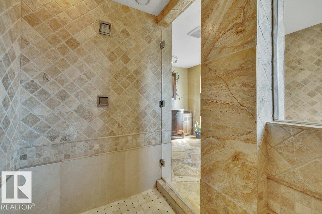 6960 21 Av Nw Property Photo 35