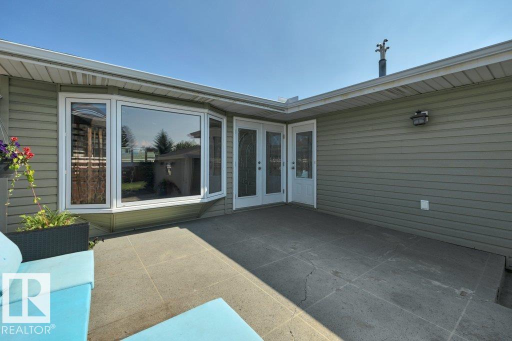 6960 21 Av Nw Property Photo 56