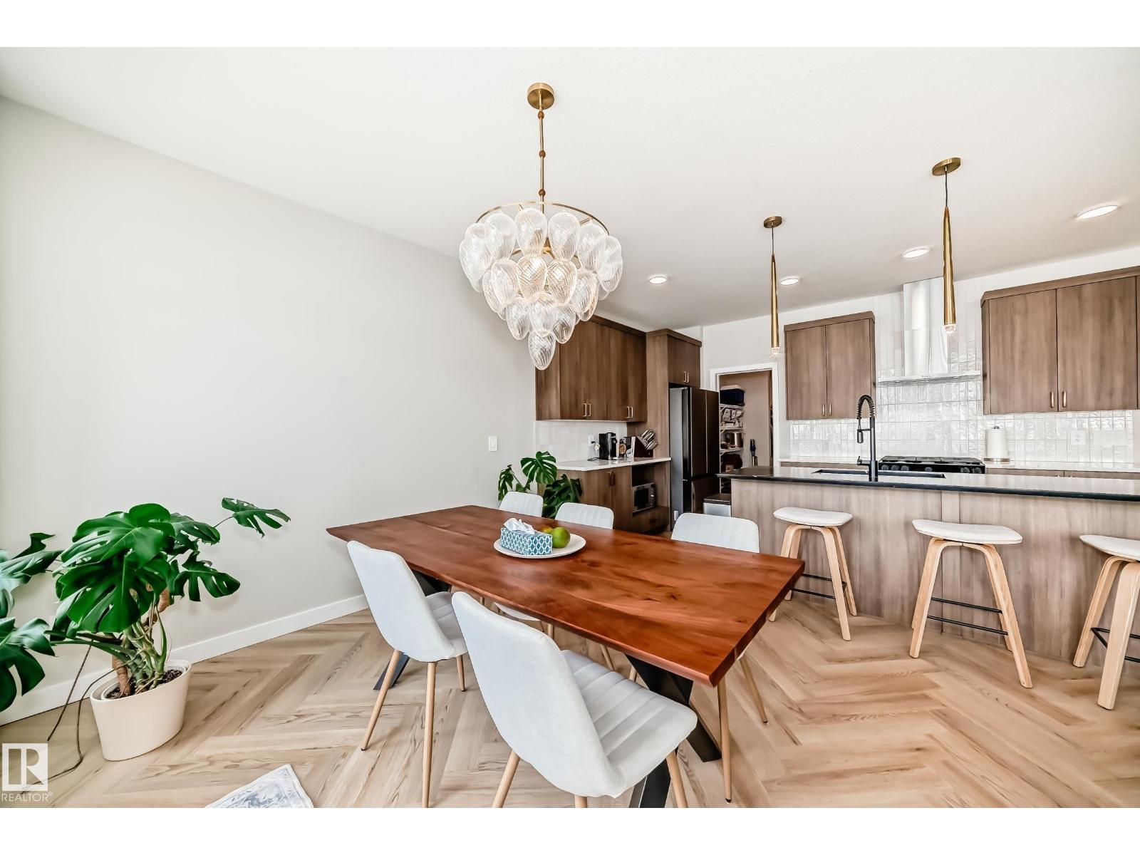 4231 206 St Nw Property Photo 17