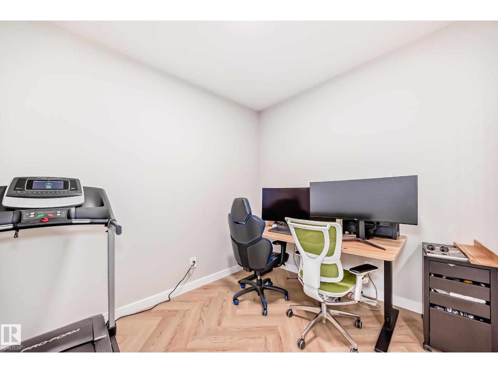 4231 206 St Nw Property Photo 21