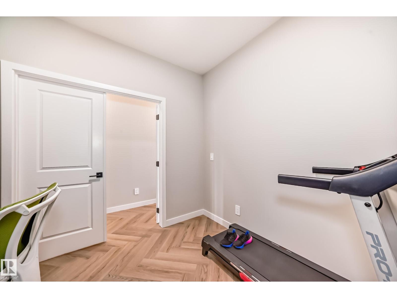 4231 206 St Nw Property Photo 22