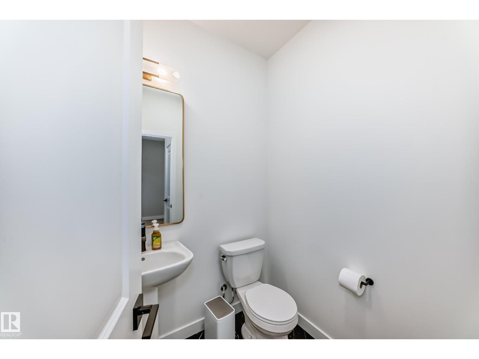 4231 206 St Nw Property Photo 23