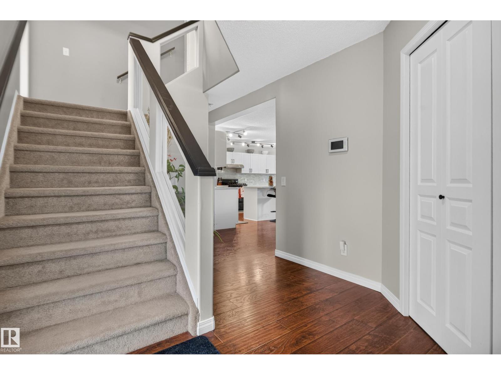 14832 48 St Nw Property Photo 3