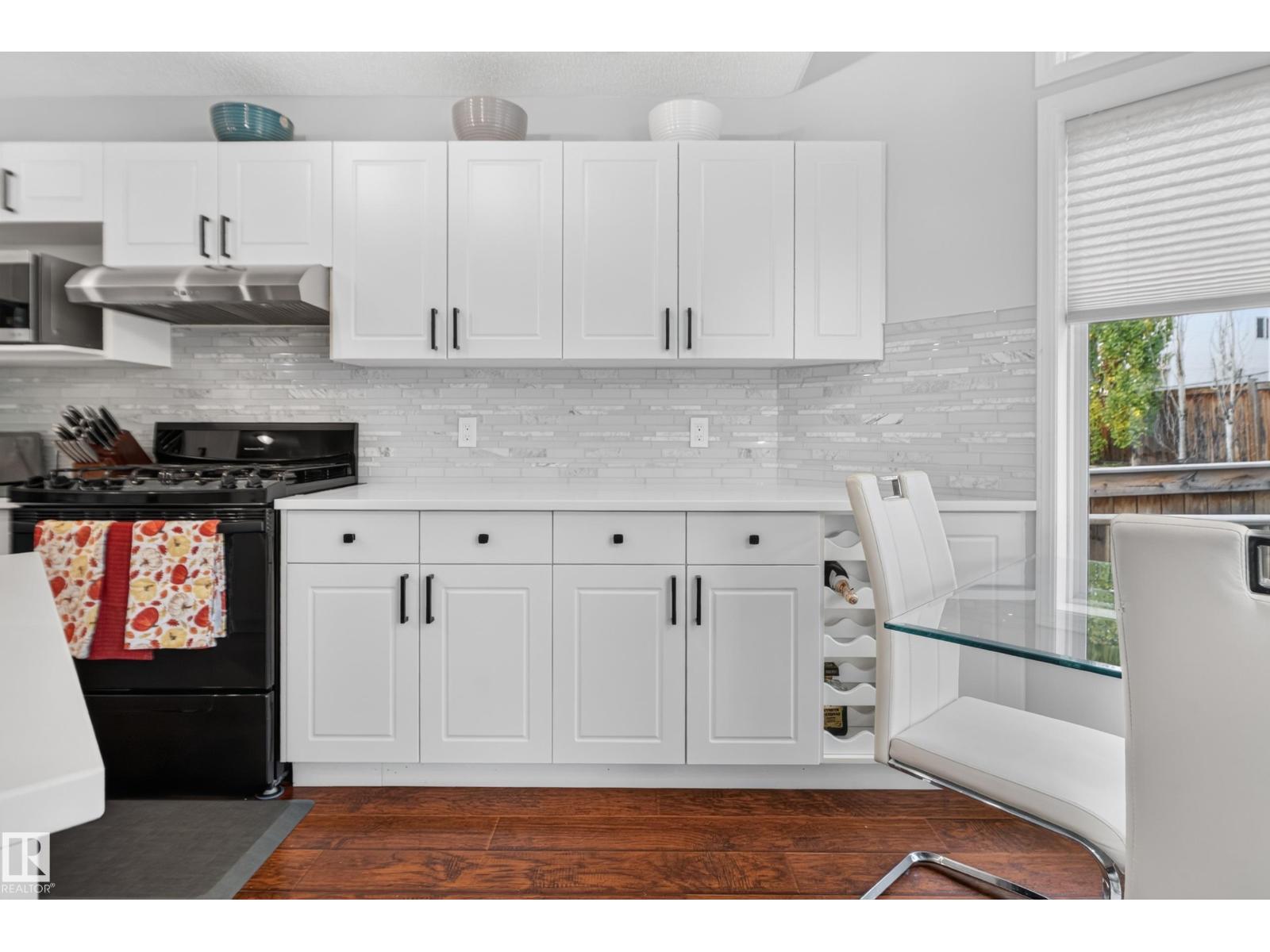 14832 48 St Nw Property Photo 9