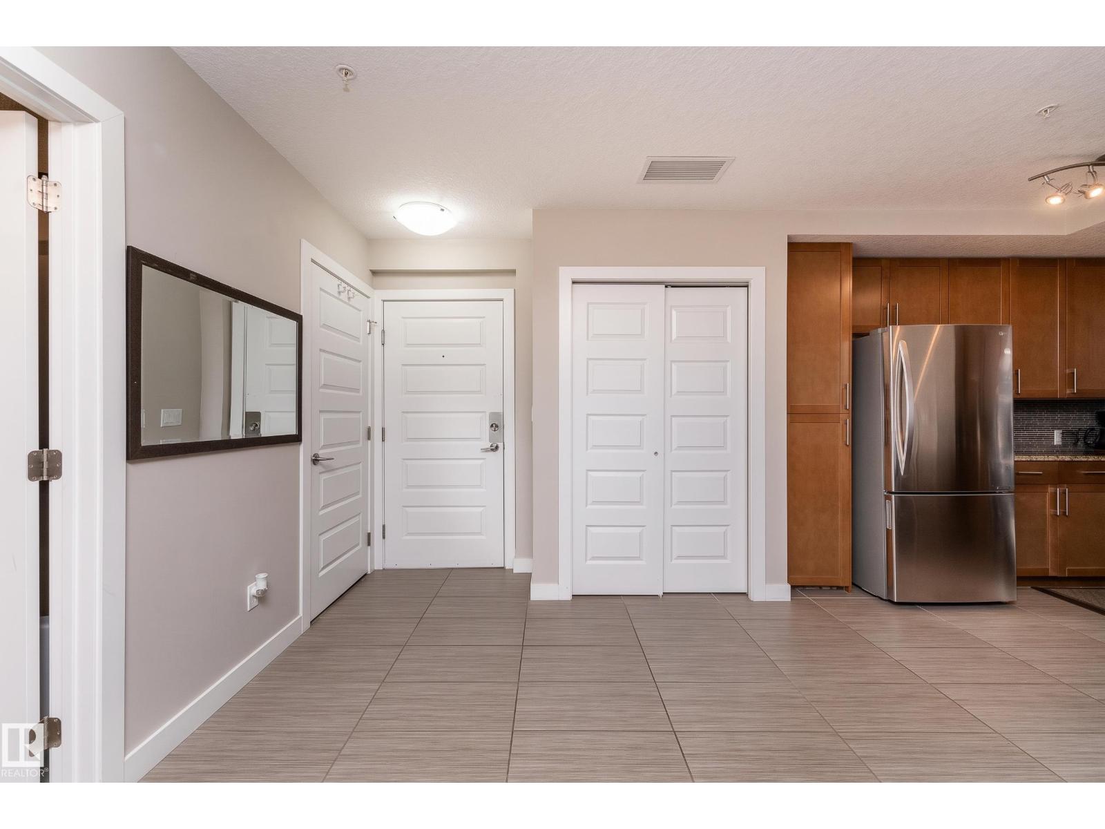 #1023 5151 Windermere Bv Sw Property Photo 16