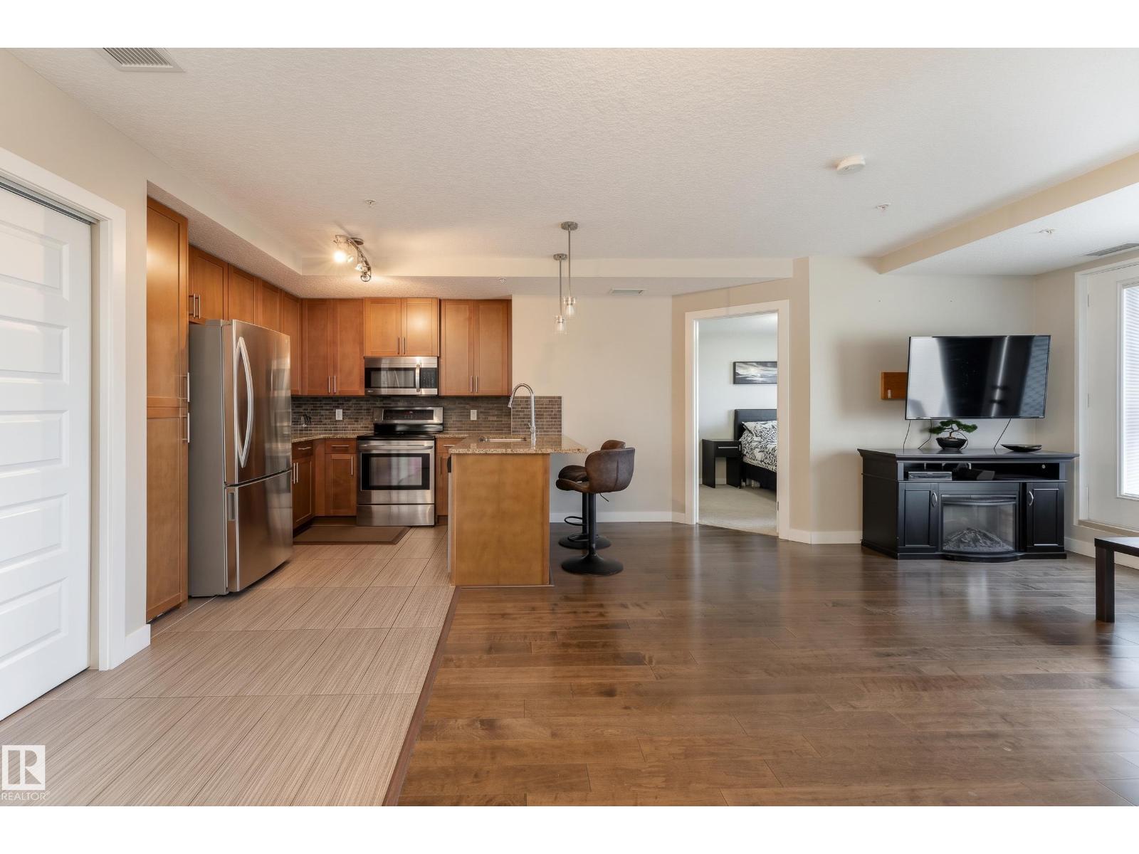 #1023 5151 Windermere Bv Sw Property Photo 17