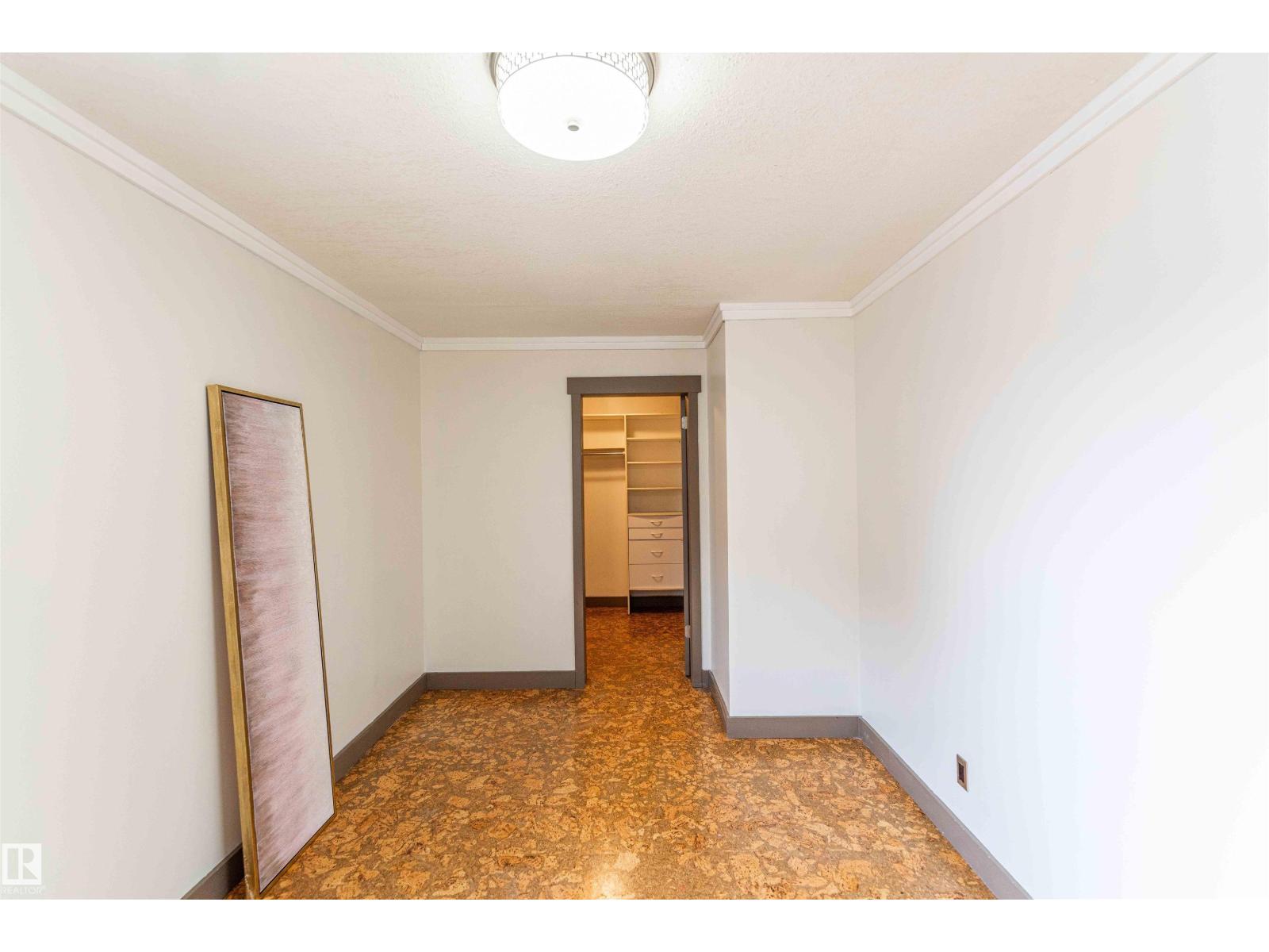 #302 10745 83 Av Nw Property Photo 14