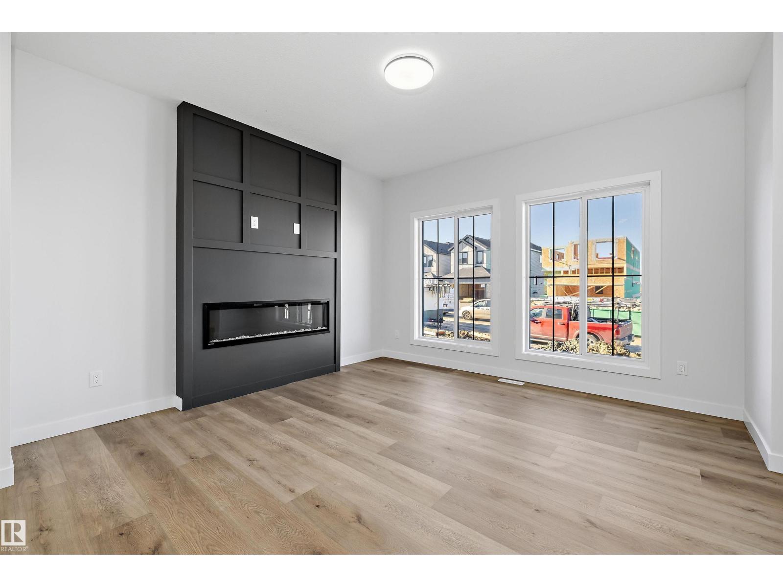 61 Clichy Cl Property Photo 5