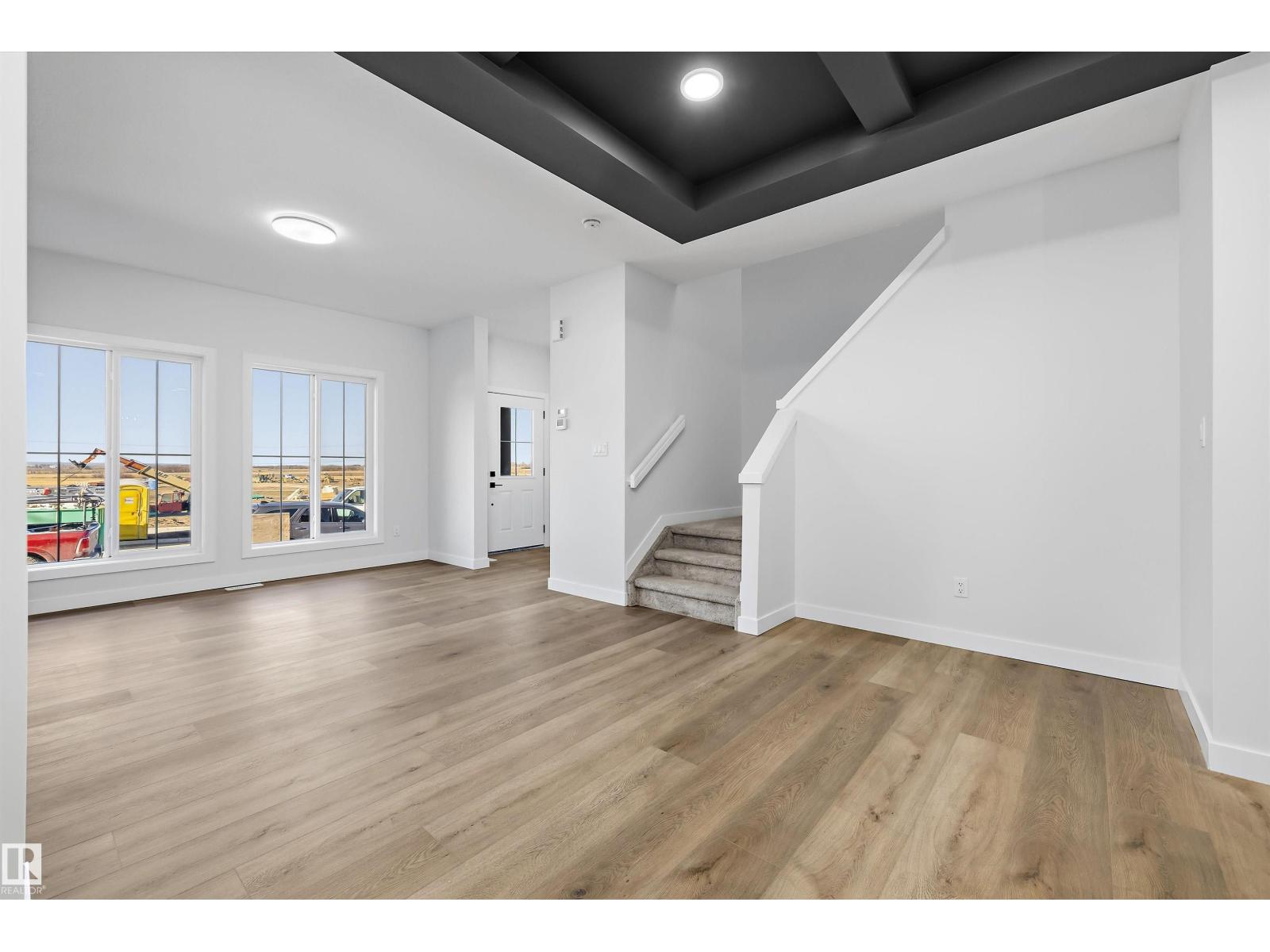 61 Clichy Cl Property Photo 9